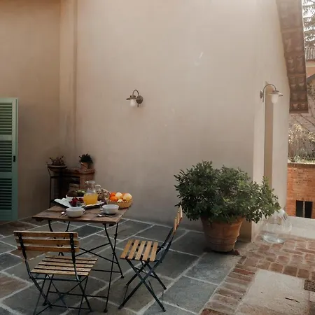 Holiday home Roero House *